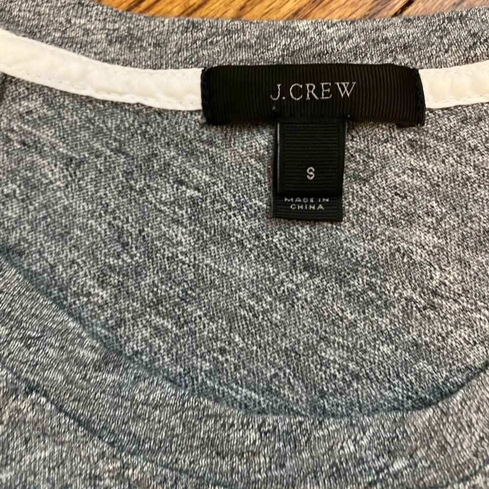 J Crew Heather Grey Stripe Floral Baseball 3/4 Tee - Picture 2 of 8